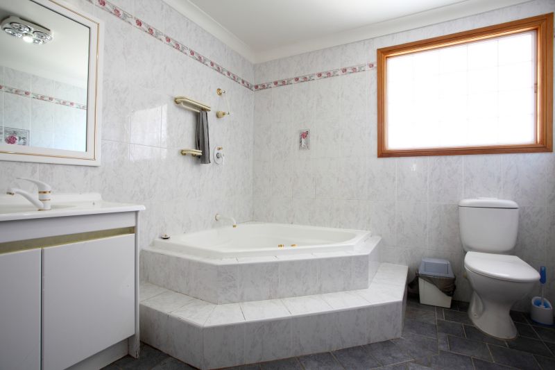 Cost of Bathtub Installation in Oxon Hill, MD